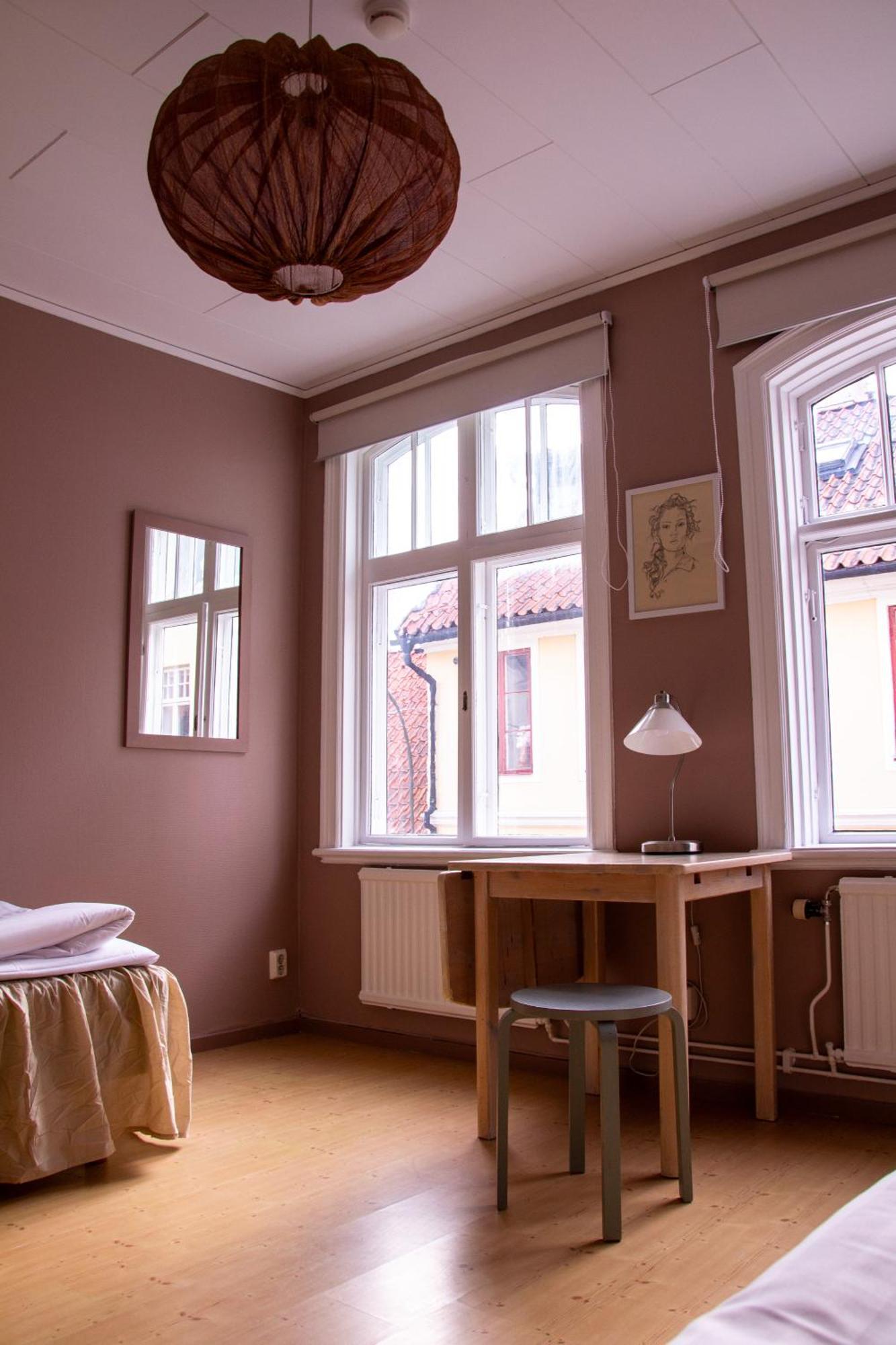 Adelsgatan Bed & Breakfast VBY Екстериор снимка